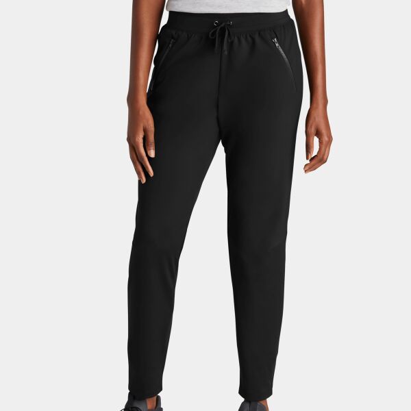 Women's Circuit Jogger Thumbnail